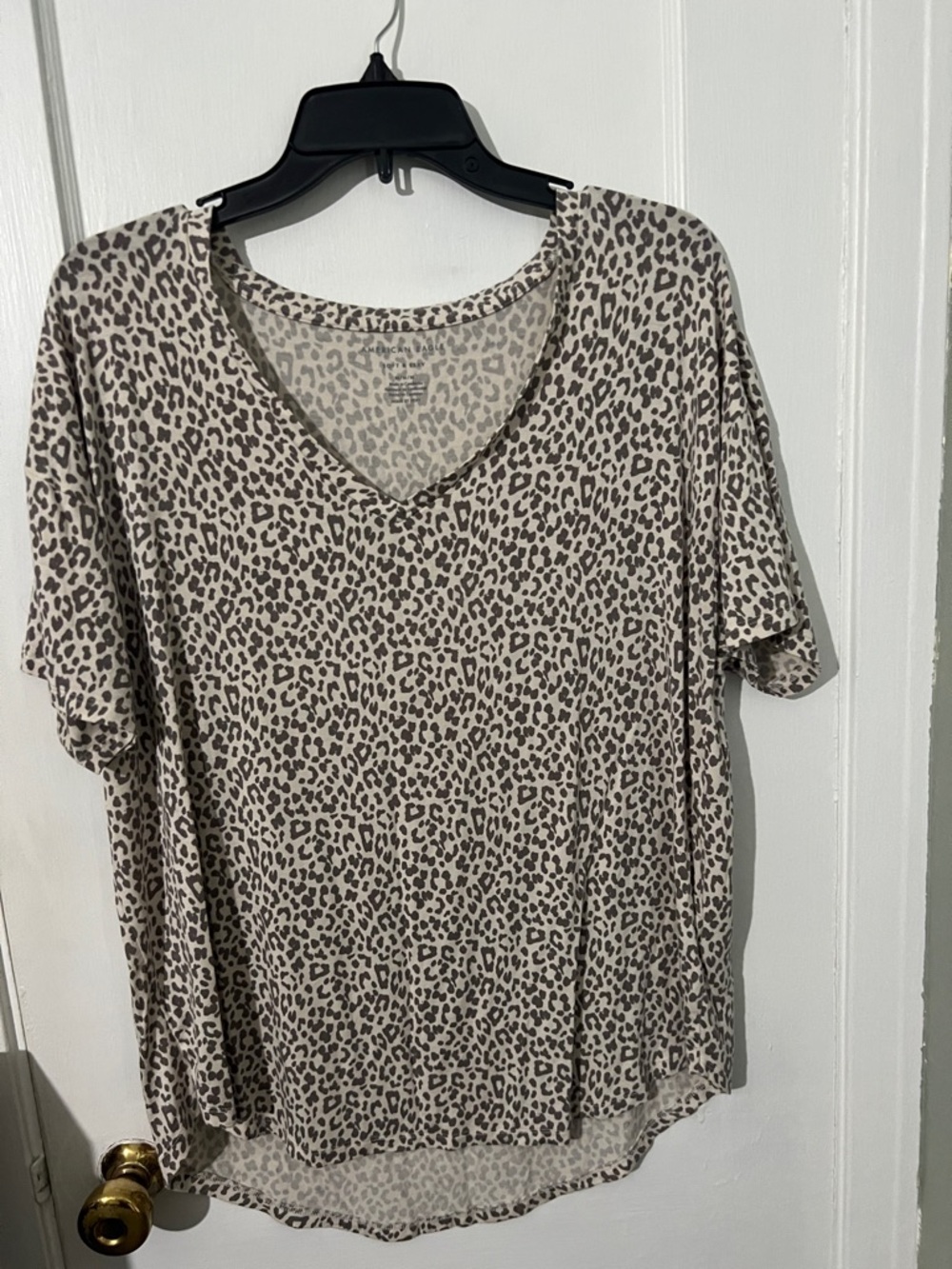 American Eagle Outfitters Taupe Leopard V-Neck Short Sleeve Top
